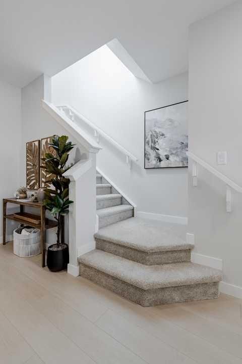 1373 Apine Avenue SW, Calgary — photo 5 of 34