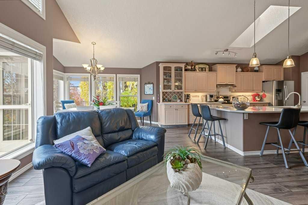 214 Douglas Glen Gardens SE, Calgary — photo 5 of 43