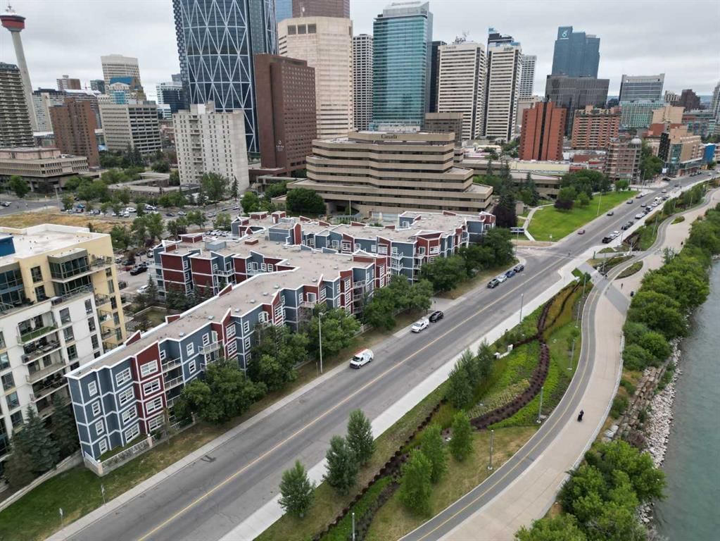 317, 333 Riverfront Avenue SE, Calgary — photo 5 of 42